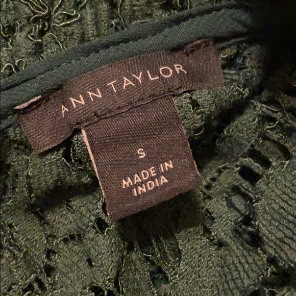 Ann Taylor lace top - Picture 4 of 4